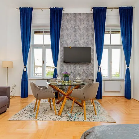 Lejlighed Bluebellhome-castle District *